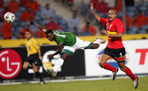 徐正源：韦世豪只归队练了一天；罗慕洛受伤可能因天气冷（徐正源称韦世豪仅归队合练1天，罗慕洛受伤或与低温有关）