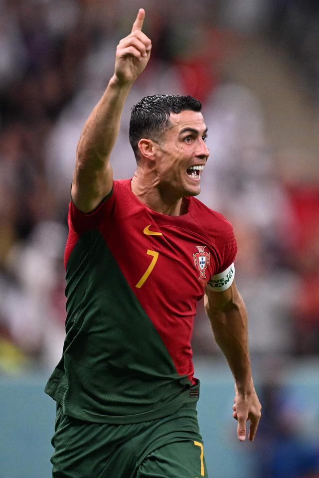 张外龙：我已经把继续带队的愿望转达给重庆铜梁龙俱乐部（张外龙：已向重庆铜梁龙俱乐部表达继续执教意愿）