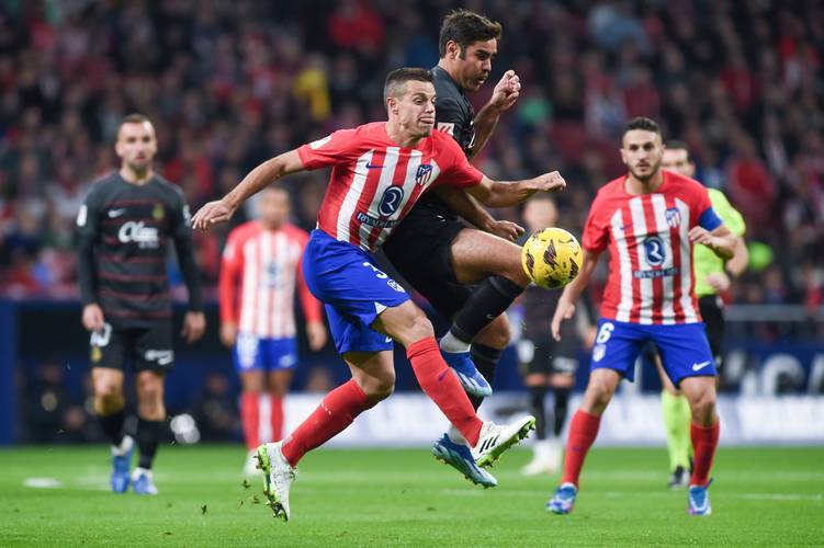 马竞本赛季西甲前14场仅落后18分钟，对巴萨已落后超过20分钟（马竞本季西甲前14轮仅落后18分钟，面对巴萨已落后超20分钟）