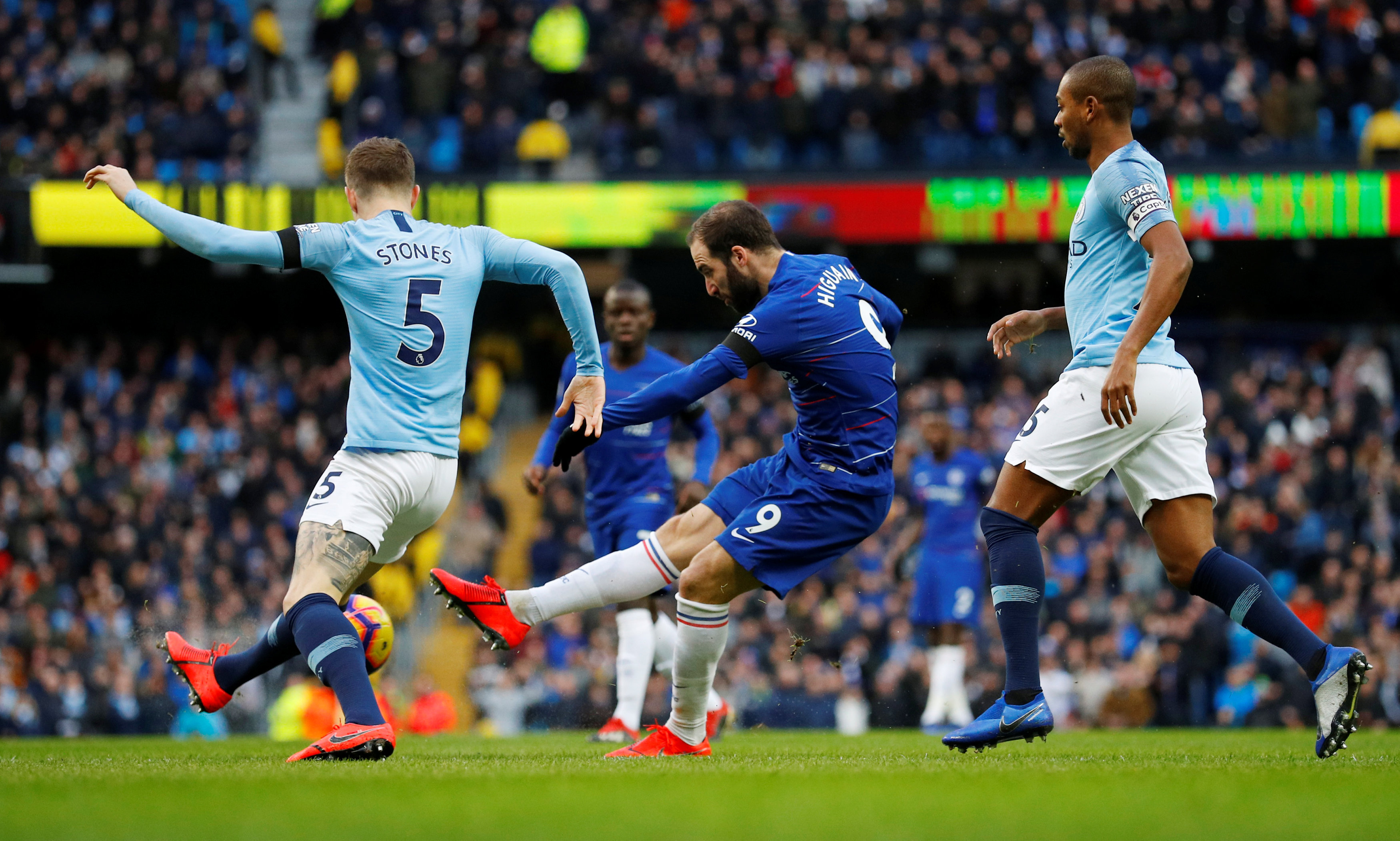 赛艇劈波斩浪，运动员盛赞广东赛事保障（赛艇乘风破浪，运动员点赞广东赛事保障）