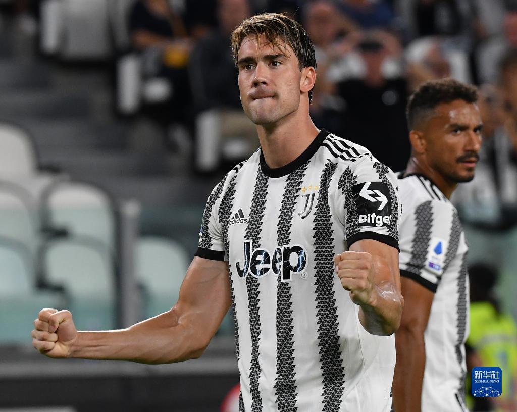 2025年终男足世界排名：西班牙继续领跑，国足位列第93位（2025年末男足世界排名出炉：西班牙稳居榜首，国足第93位）