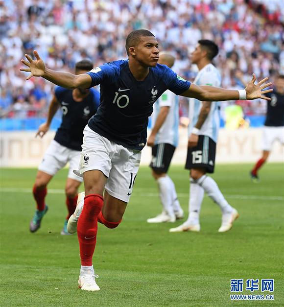 格里福：我深爱着意大利，愿为其付出一切，希望能重返国家队（格里福：痴心意大利，愿倾尽所有，盼再披国家队战袍）