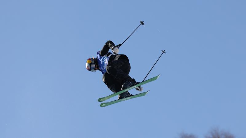 基耶利尼：我们想和斯帕莱蒂长期合作，而不是只考虑到明年6月（基耶利尼：与斯帕莱蒂的合作着眼长远，不止于明年6月）