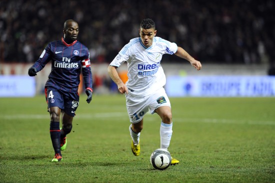 库普梅纳斯：我踢后卫感觉很好；斯帕莱蒂带来了积极的氛围（库普梅纳斯：踢后卫同样自在，斯帕莱蒂为球队注入积极氛围）