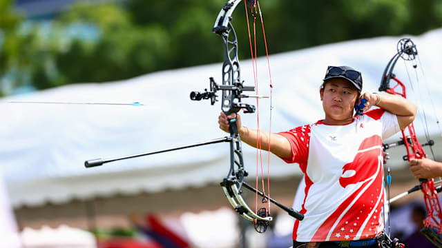 海内外近1500名气排球参赛者汇聚福建长泰切磋球技（近1500名海内外气排球选手齐聚福建长泰同台竞技）