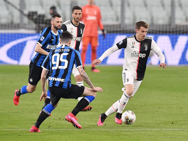 半场战报：罗马0-1那不勒斯，内雷斯反击单刀破门（半场快讯：那不勒斯1-0领先罗马，内雷斯反击单刀建功）