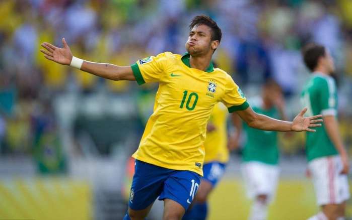 于帕谈未来：我们会做出正确的决定，现在我专注于这个赛季（于帕展望未来：我们会作出正确抉择，当下我只专注本赛季）