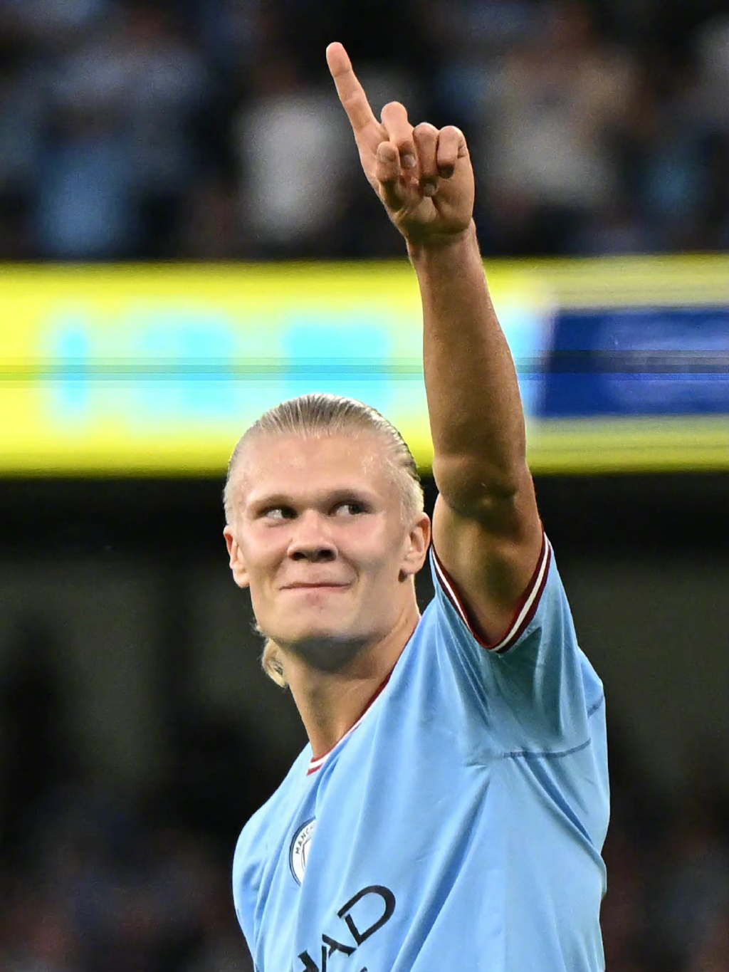 弗赖堡vs美因茨：金特尔、格里福首发，李在城、里斯出战（弗赖堡迎战美因茨：金特尔、格里福先发，李在城、里斯将出战）